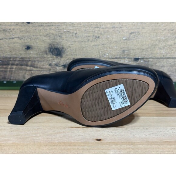 NEW Clarks Chorus Carol Artisan Black Leather Pump Flight Attendant Attorney 9.5 - Picture 9 of 11